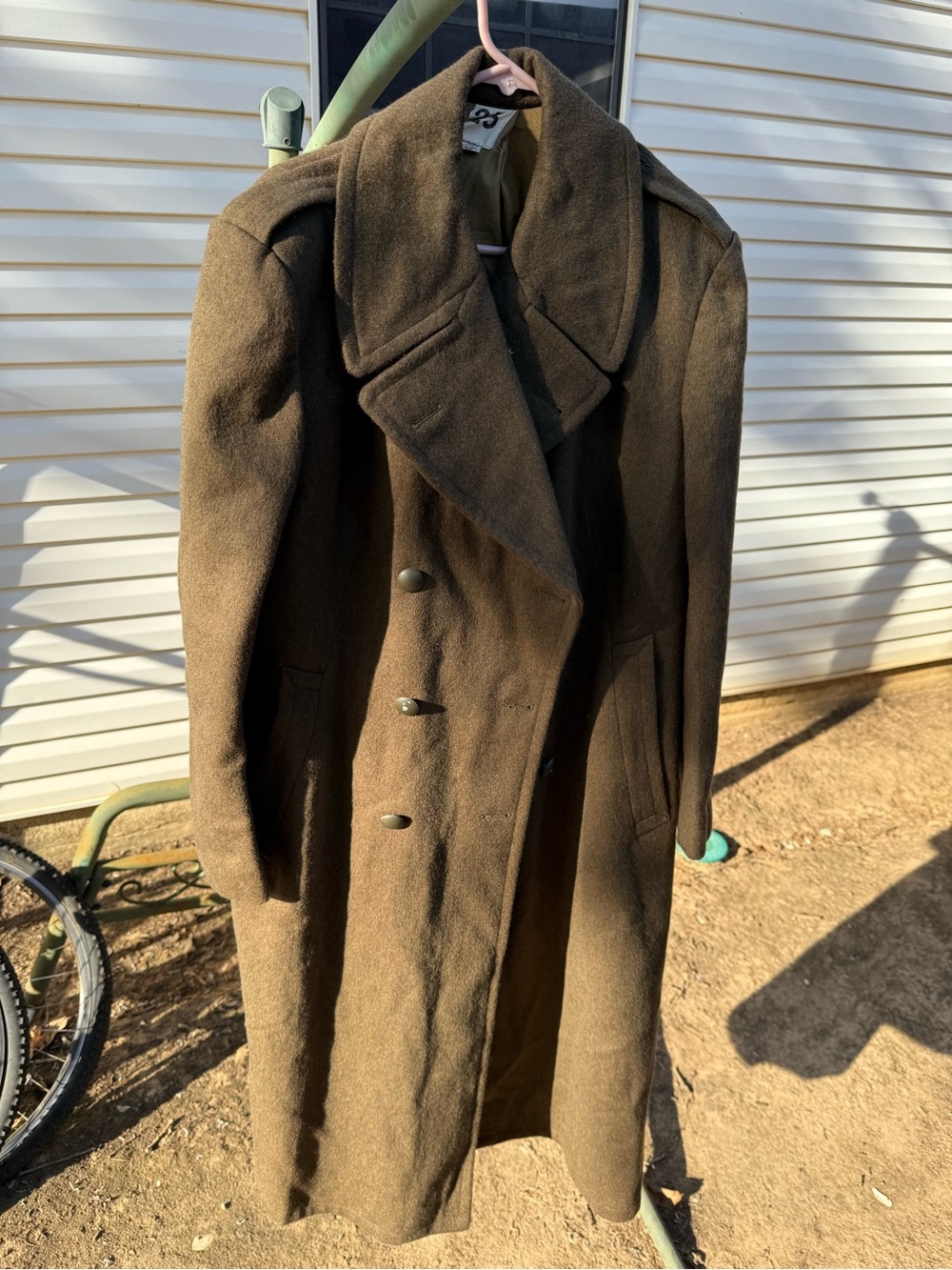 Men's Long Wool Blend Overcoat - Dark Olive